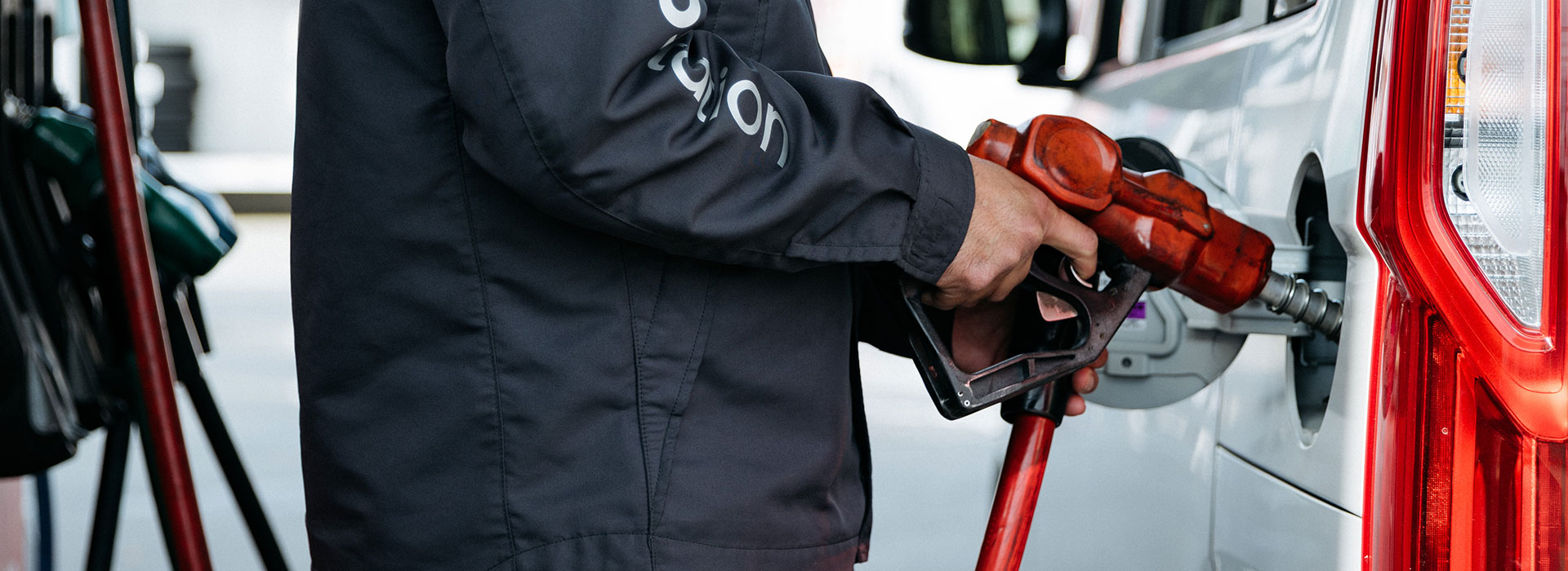 ガソリンスタンド